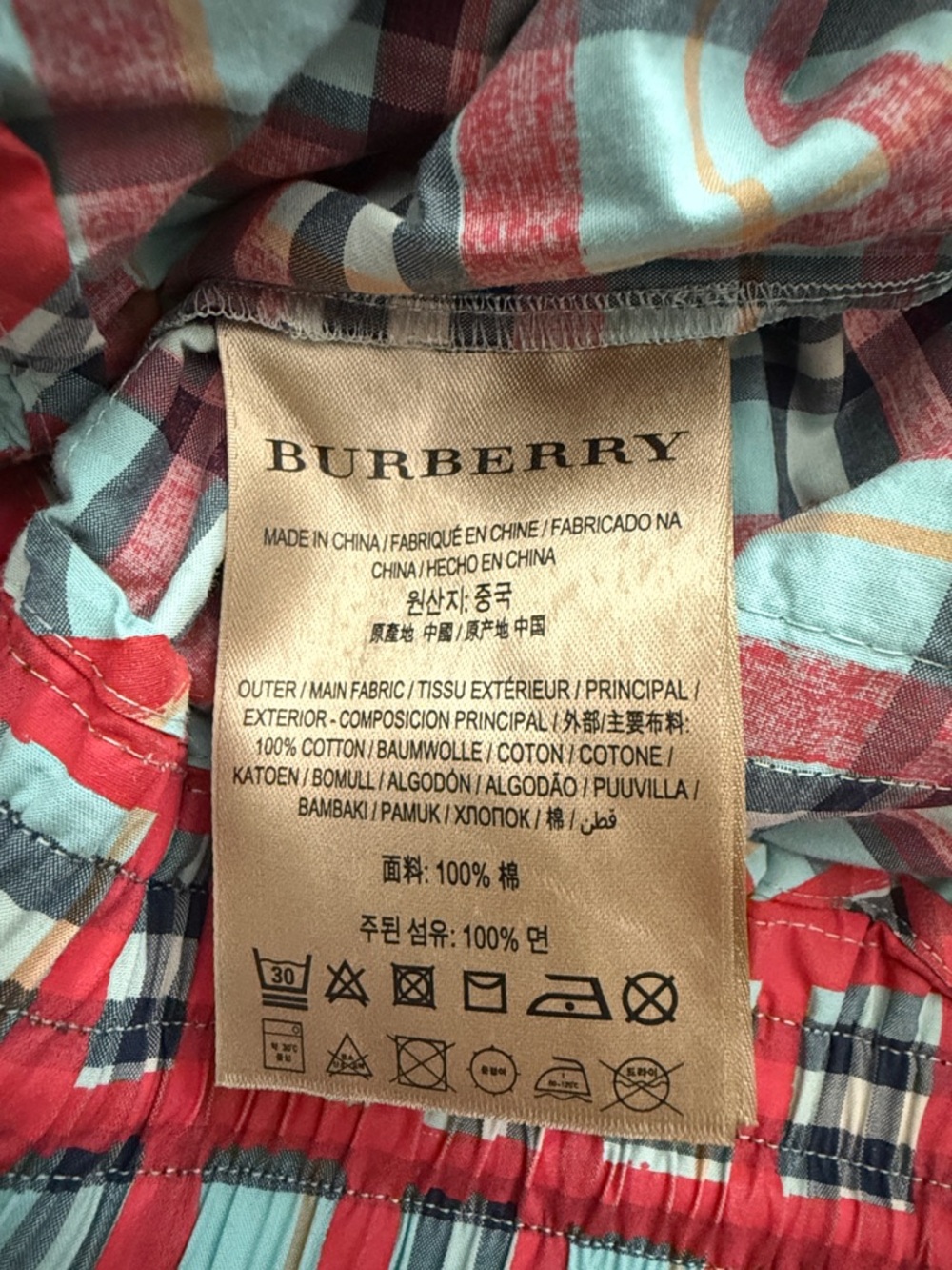 Burberry Shorts Red and Light Blue Plaid Women's - Picture 7 of 12